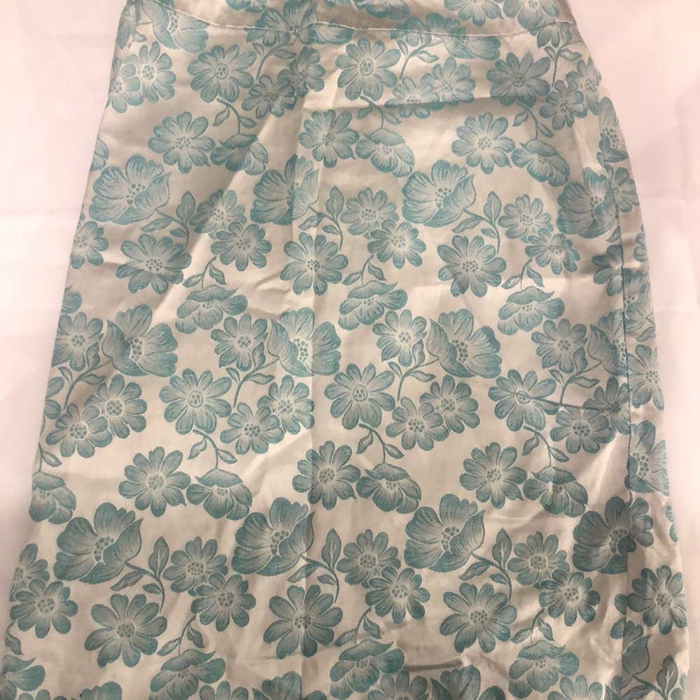 Banana Republic Teal and Cream Silk Skirt
